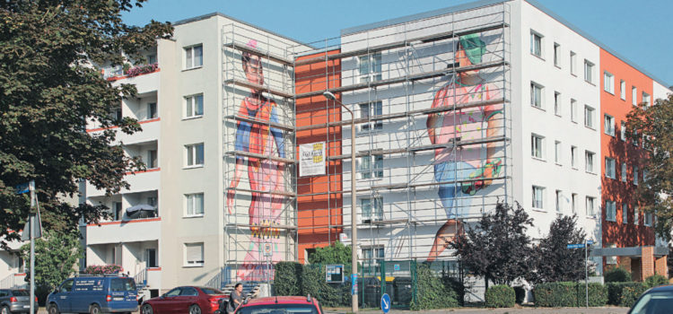 Amtsblatt Halle (Saale) berichtet: Freiraumgalerie gestaltet Fassade in Halle-Neustadt
